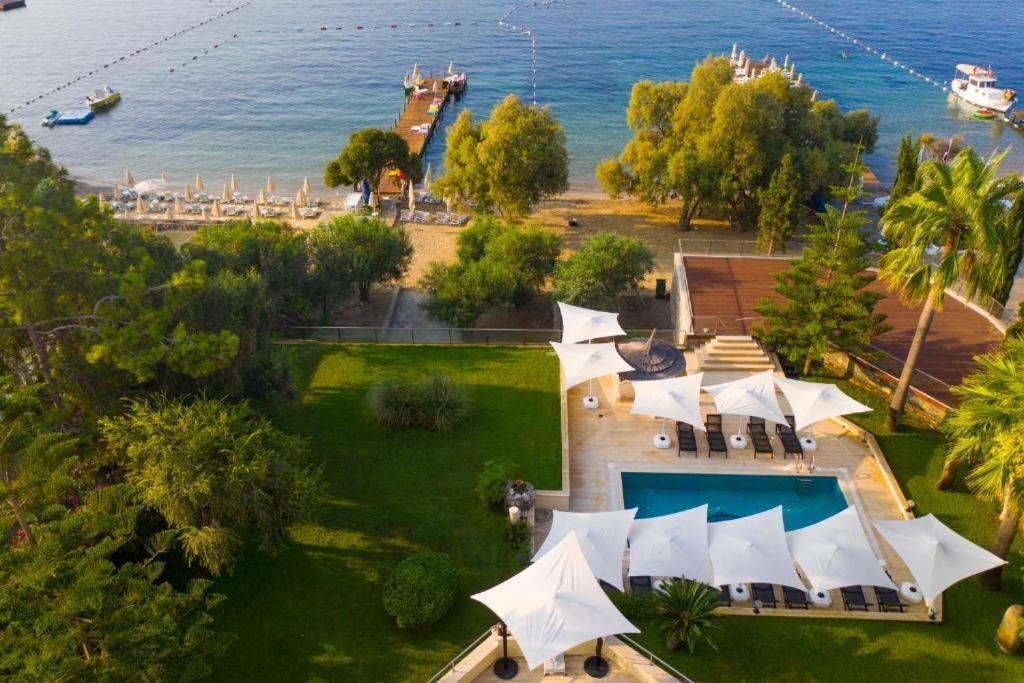 Farrys Boutique Hotel & Beach Club - Yalıkavak Buitenkant foto