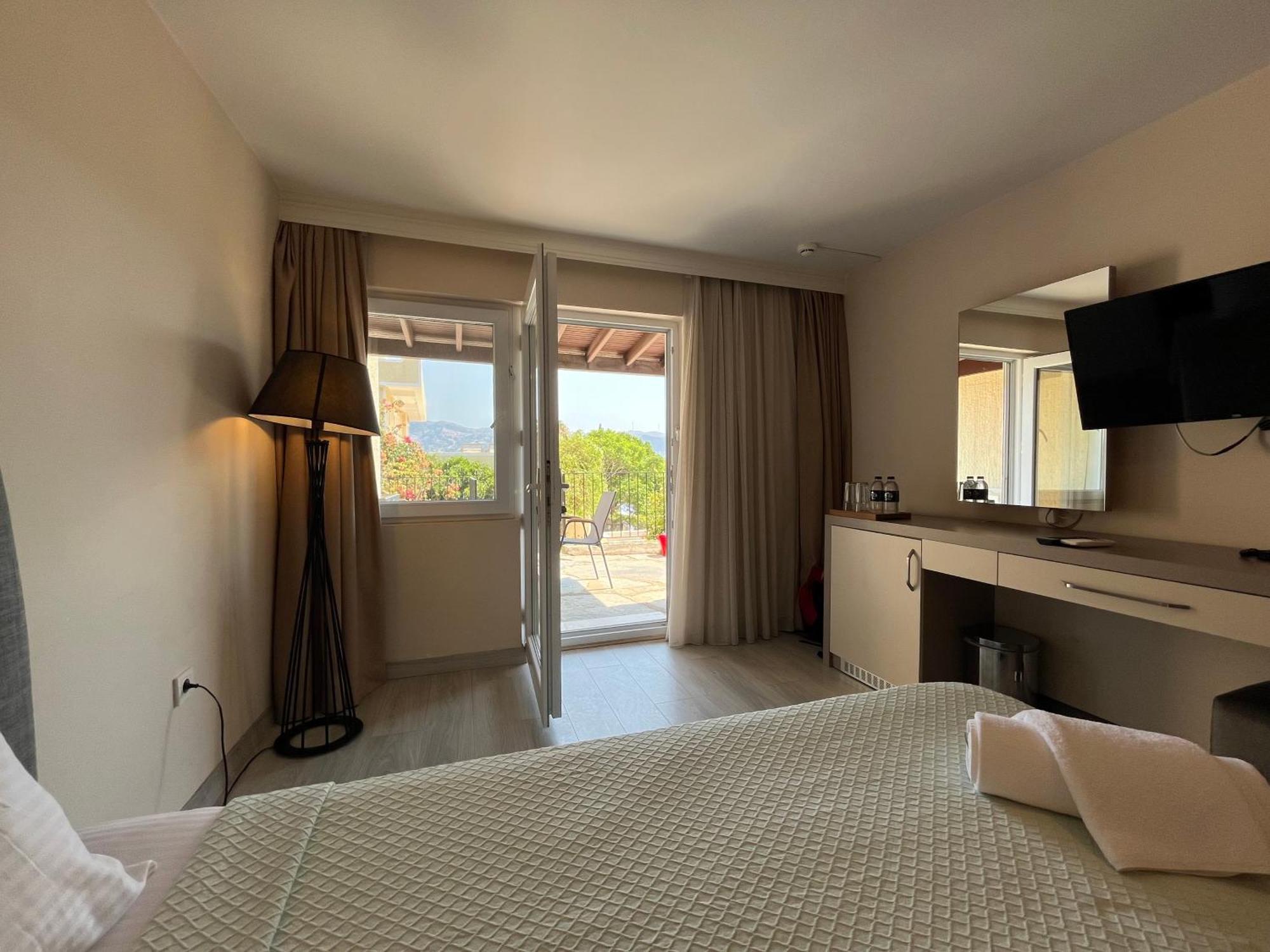Farrys Boutique Hotel & Beach Club - Yalıkavak Buitenkant foto