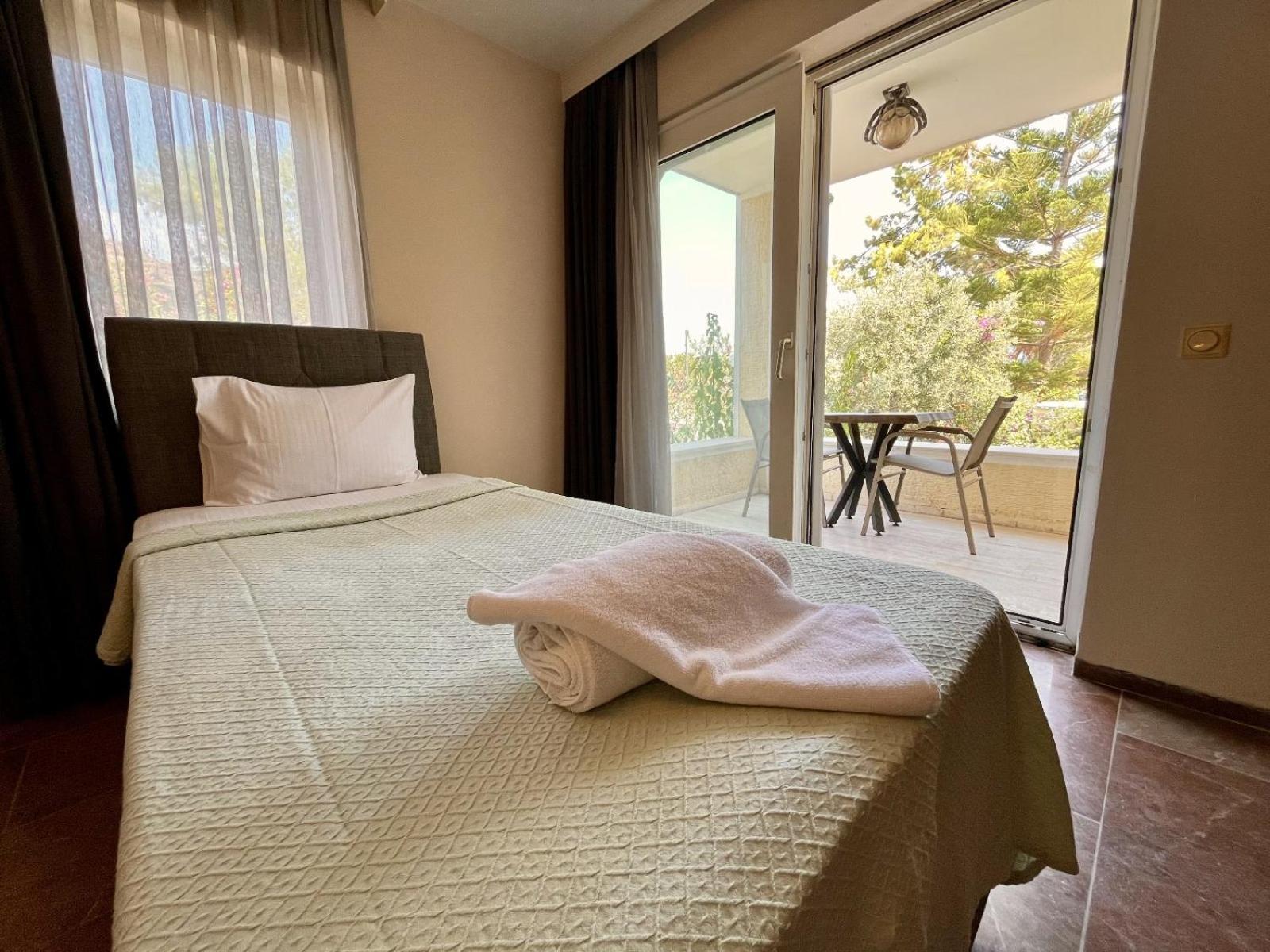 Farrys Boutique Hotel & Beach Club - Yalıkavak Buitenkant foto