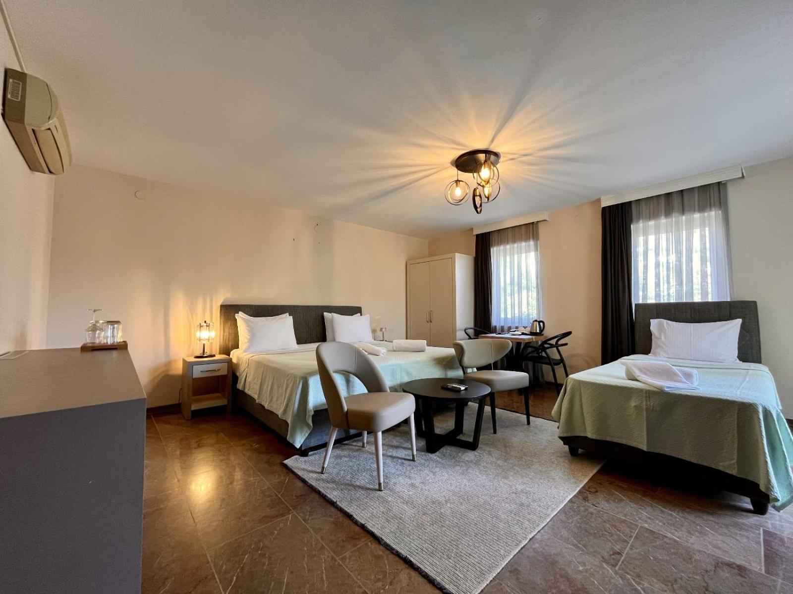 Farrys Boutique Hotel & Beach Club - Yalıkavak Buitenkant foto