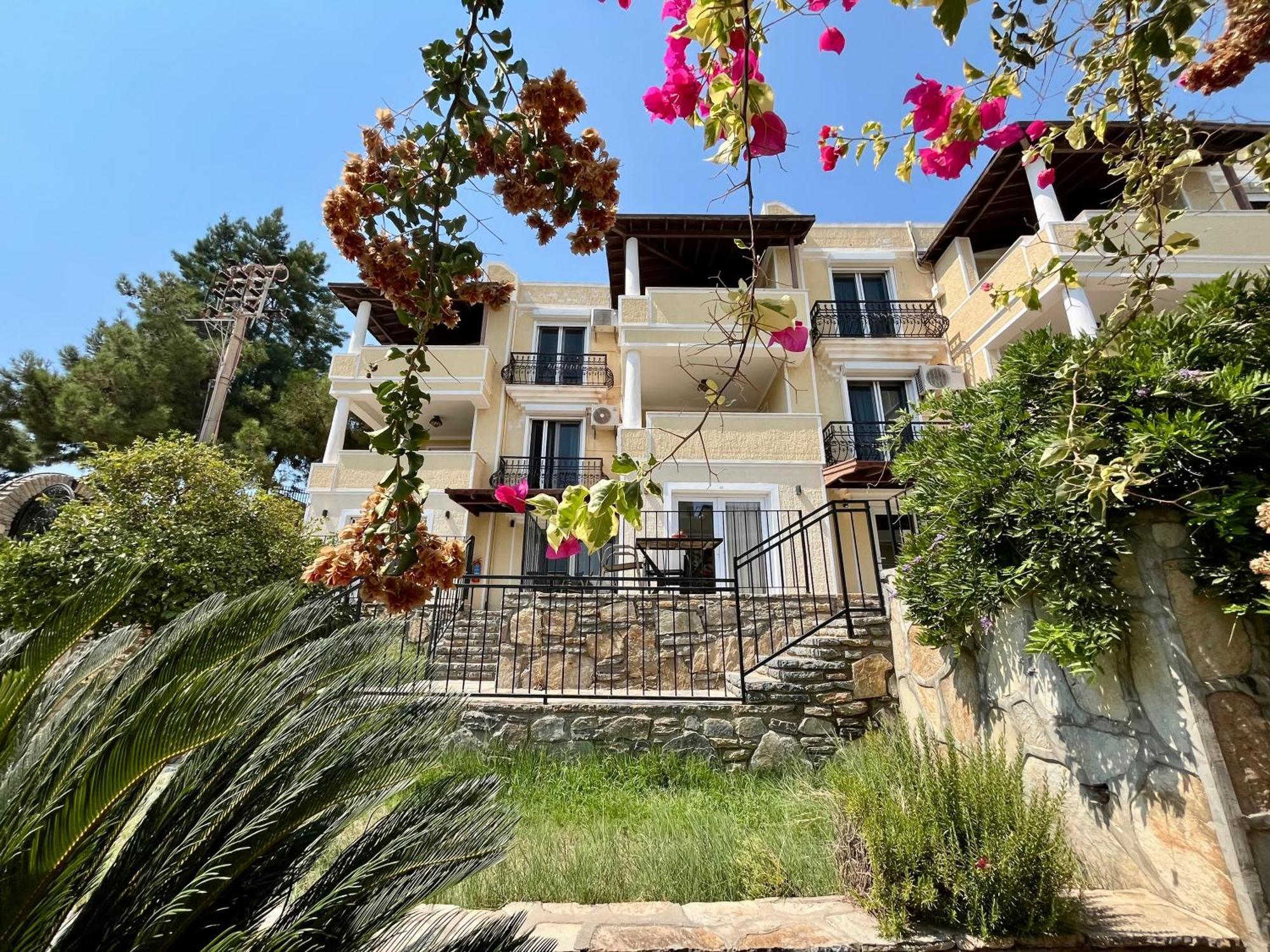 Farrys Boutique Hotel & Beach Club - Yalıkavak Buitenkant foto